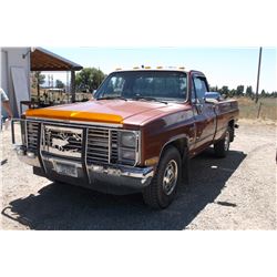 1983 Chevy C-20 Pick-Up- Big Block 454- 4 speed- Dual Tanks- AC- Odometer reads 48430- Runs Good