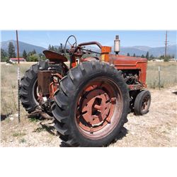 International Harvestor M Tractor- Loader Frame- Hydraulic Pump- Resevoir- Controls-Narrow Front