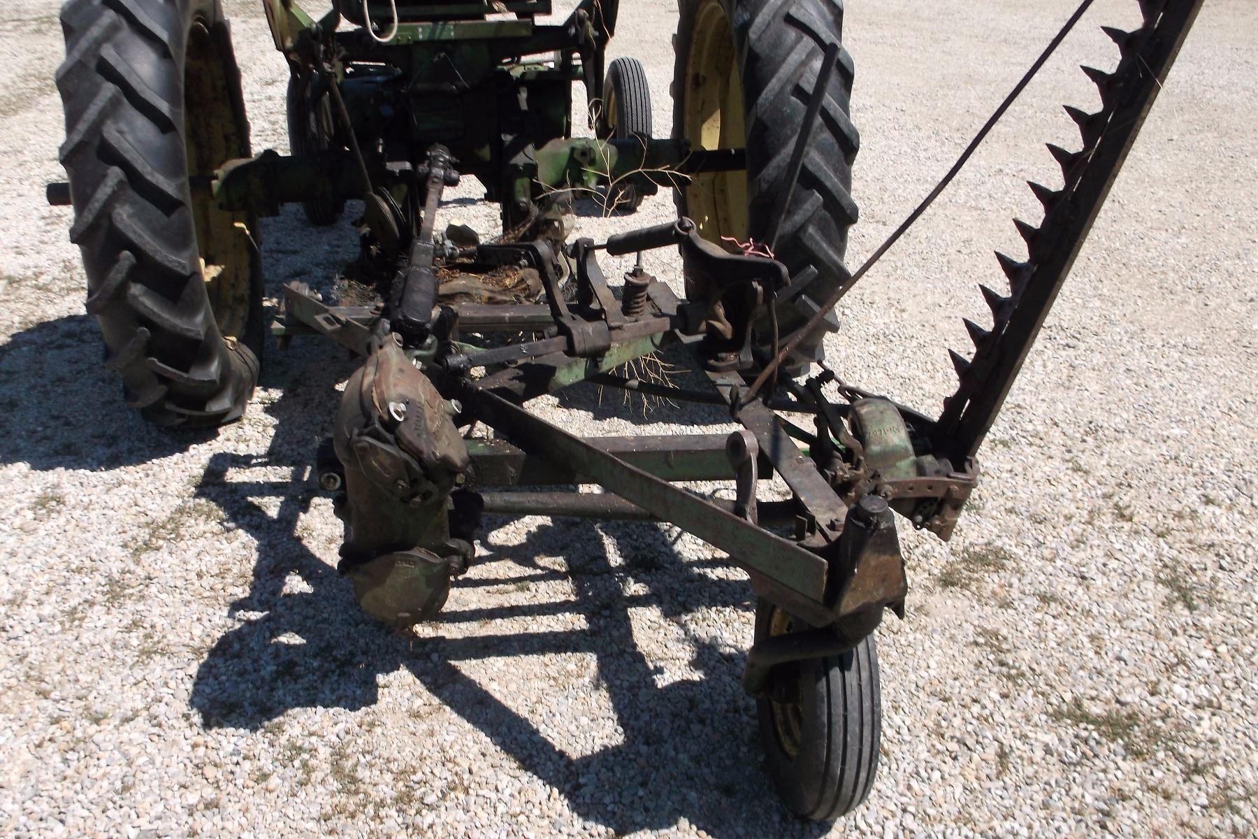 1952 John Deere MT Tractor- 20HP- Gas- Good Rubber ...