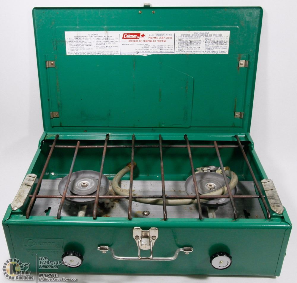 COLEMAN PROPANE CAMP STOVE MODEL 5423