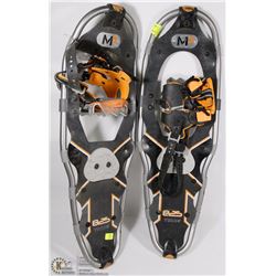 PAIR OF SNOWSHOES