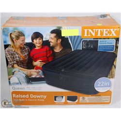 INTEX RAISED DOWNY QUEEN SIZE AIR MATTRESS