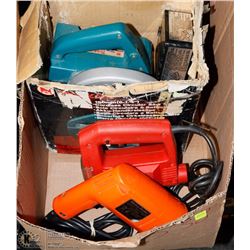 MAKITA 10.8V CIRCULAR SAW WITH CHARGER /BATTERY