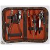Image 1 : 10 PIECE MANICURE SET IN CARRY CASE   NEW