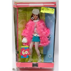 VINTAGE 2000, GROOVY 60'S BARBIE #27676