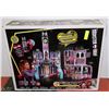 Image 1 : MONSTER HIGH DELUXE HIGH SCHOOL PLAY SET