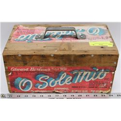 VINTAGE WOOD GRAPE BOX