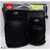 Image 1 : NEW BELL ADJUSTABLE FIT PROTECTIVE PAD SET