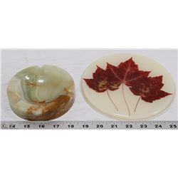 ONYX ASHTRAY WITH HAND CRAFTED MAPLE LEAF HANGING