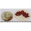 Image 1 : ONYX ASHTRAY WITH HAND CRAFTED MAPLE LEAF HANGING