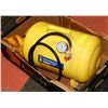 Image 1 : 5 GALLON PORTABLE AIR TANK WITH TOW ROPE