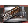 Image 1 : METAL TOOLBOX W/ TOOLS