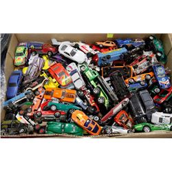 FLAT OF ASSORTED HOTWHEELS & DIECAST CARS