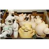 Image 1 : LOT OF 14 PIG LAWN & GARDEN ORNAMENTS, & BOBBLE