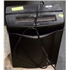 Image 1 : 12 SHEET PAPER SHREDDER WITH BASKET