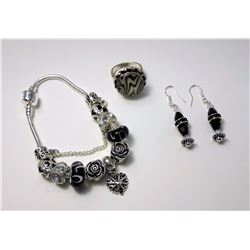 11 - PANDORA STYLE BRACELET SET