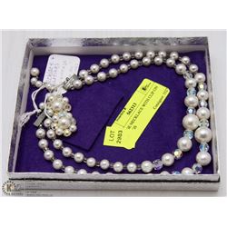 VINTAGE NECKLACE WITH CLIP ON EARRINGS