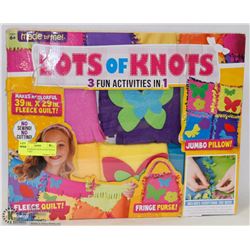 LOTS OF KNOTS 3 FUN ACTIVITIES IN 1 CRAFT KIT