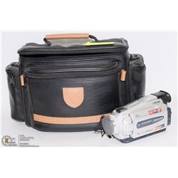 SONY HANDICAM WITH ACCESSORIES AND BAG