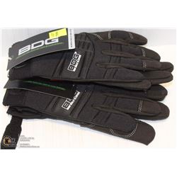 PAIR OF XL BDG PERFORMANCE GLOVES (ON CHOICE)