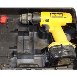 DEWALT CORDLESS DRILL IN CASE