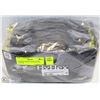 Image 1 : 1 DOZEN PAIRS OF HYFLEX CR2 GLOVES