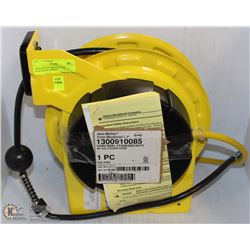 AERO-MOTIVE RETRACTING ELECTRICAL WHEEL