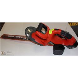 BLACK AND DECKER CORDLESS HEDGE TRIMMER