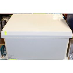18" x 16" x 9" PLASTIC, MOUNTABLE ENCLOSURES