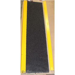 SET OF 3 ABRASIVE HI-VIZ STEPS 48"x13.5"x2"(LIP)
