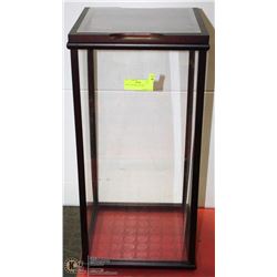 TABLE TOP DISPLAY CASE