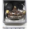 Image 1 : VINTAGE PERFUME DISPENSER W/ BOX