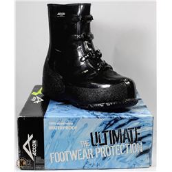 NEW IN BOX WATERPROOF -FISHING FOOTWEAR SZ9