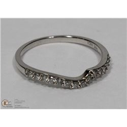 PEOPLES WHITE GOLD AND DIAMOND WEDDING BAND