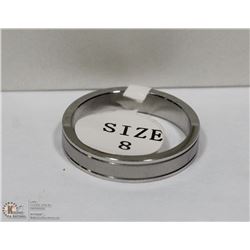 STAINLESS STEEL SIZE 8 RING WITH BOX