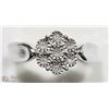 Image 1 : STERLING SILVER DIAMOND FLORAL RING