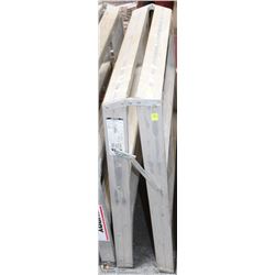 3FT STURDY ALUMINIUM SAWHORSE/STANDS-ON CHOICE