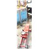 Image 1 : LARGE RED 10-TON AIR SERVICE JACK