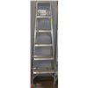 Image 1 : 6 FT ALUMINIUM LADDER W/ TRAY