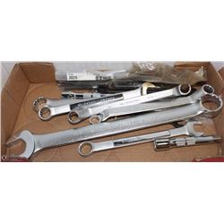 FLAT OF ASSORTED WESTWARD WRENCHES
