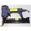 Image 1 : CAMPBELL HAUSFELD 3/8" AIR STAPLER