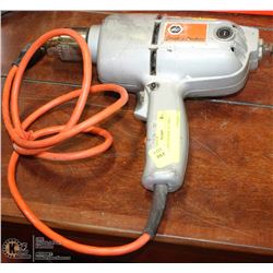 BLACK AND DECKER REVERSING  1/2" DRILL