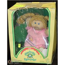 1985 CABBAGE PATCH KID WITH PAPER WORK
