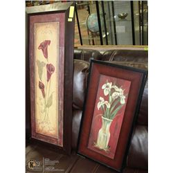 PAIR OF FRAMED FLORAL PICTURES