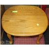 Image 1 : SOLID OAK END TABLE