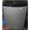 Image 1 : GE BAR FRIDGE