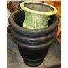 Image 1 : LOT OF 4 ASST PLASTIC  PLANTER POTS