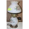 Image 1 : FLORAL MILK GLASS TABLE LAMP