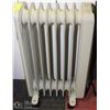 Image 1 : SUPER BRAND  STAND UP OIL HEATER