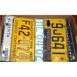 FLAT OF ASST VINTAGE LICENSE PLATES
